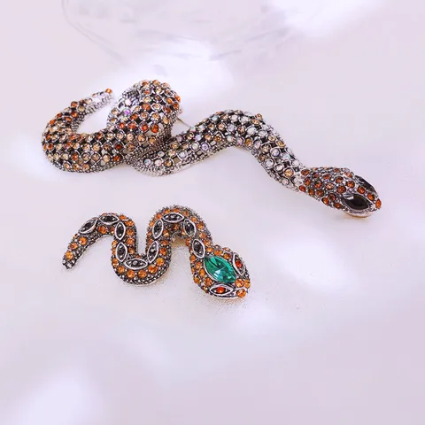 Vintage Alloy Snake Brooch Pin Rhinestone Crystal Animal Corsage Scarf Buckle Fashion Jewelry Accessories For Women Men
