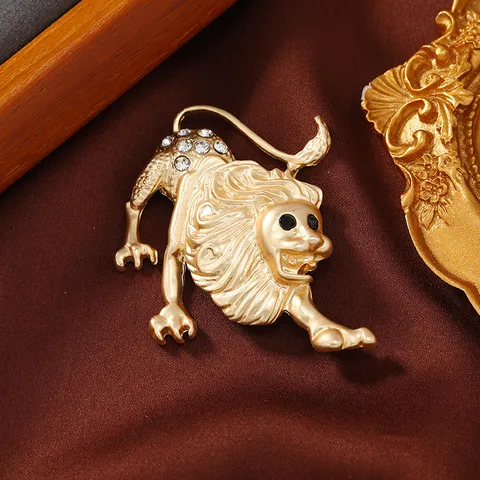 Vintage Matte Gold Alloy Rhinestone Twelve Zodiac Signs Brooch Pin Luxury Constellation Animal Figure Clothing Badges Jewelry Gift