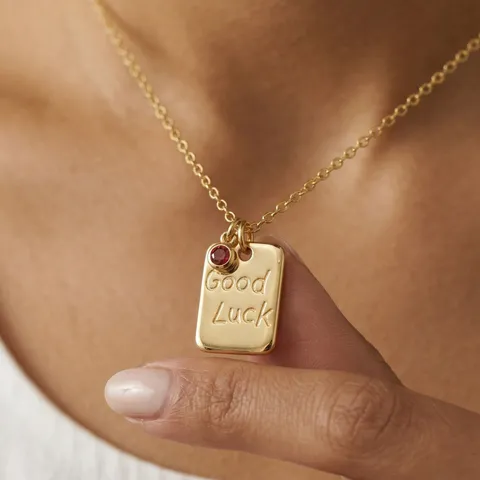 Messing 18k Vergoldet Good Luck Quadratische Platte Anhänger Halskette Mit Strass Geburtsstein Anhänger Trend Damen Schmuck Kette