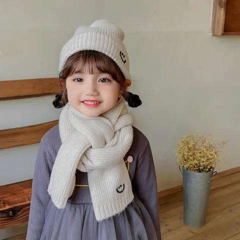 Kids Winter Warm Knit Hat And Scarf Set Cute Smile Face Embroidery Beanie Neck Warmer Thickened Windproof Children Daily Wear