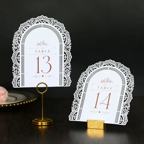 European Laser Cut Pearlescent Paper Wedding Table Numbers Elegant White Hollow Arch Pattern Table Cards For Banquets Hotel Reception Decoration
