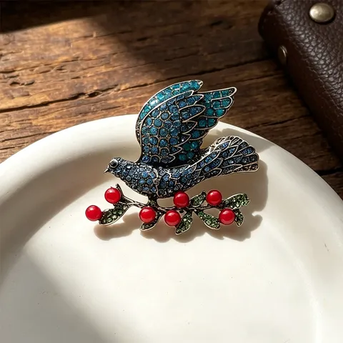 Vintage Peace Dove Brooch For Women Light Luxury Rhinestone Bird Pin With Red Artificial Pearl Berries Animal Corsage Jewelry