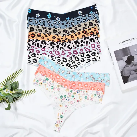 Women's Sexy Low Waist Seamless Ice Silk Thong Floral Leopard Print Breathable Yoga Sports Panties