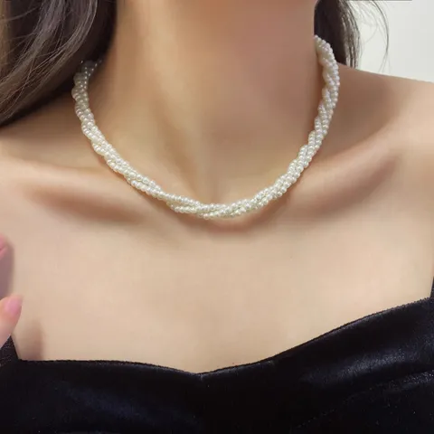 Collier Ras du Cou Élégant en Perles Artificielles Multicouches Baroques pour Femmes Chaîne en Alliage Superposée Bijoux Cadeau