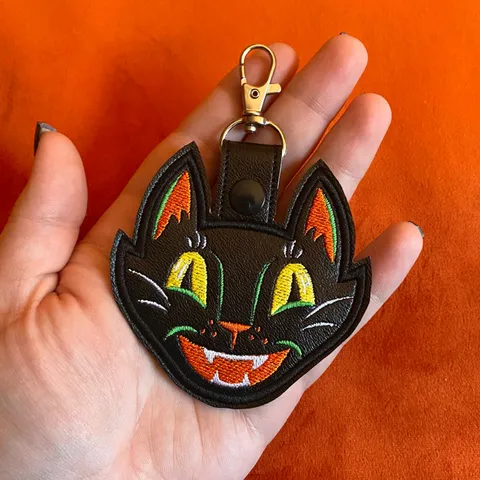 Halloween Black Cat PU Leather Keychain Embroidered Animal Bag Pendant Portable Keyring Charm Gift Holiday Decoration Accessory