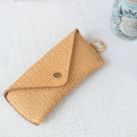 Portable Straw Woven Eyewear Bag PU Leather Sunglasses Storage Case With Metal Button Buckle Minimalist Glasses Pouch For Travel