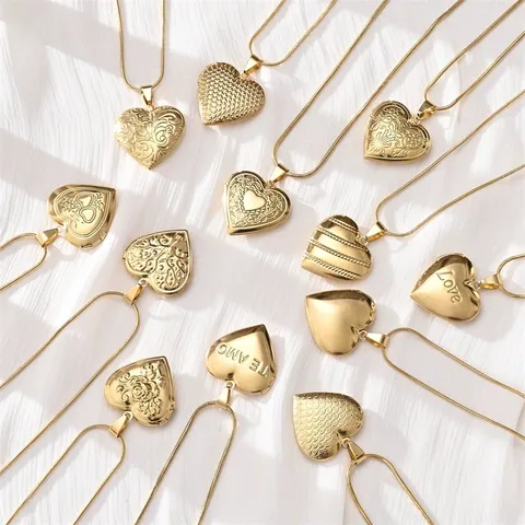 Stainless Steel Gold Plated Heart Locket Necklace For Couples Retro Relief Floral Life Tree Snake Chain Pendant Jewelry