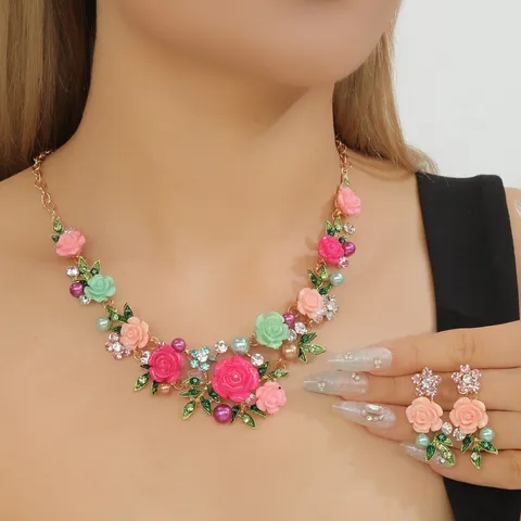 Vintage Camellia Flower Necklace And Earrings Alloy Rhinestone Artificial Pearl Palace Style Jewelry Necklace Earrings Set