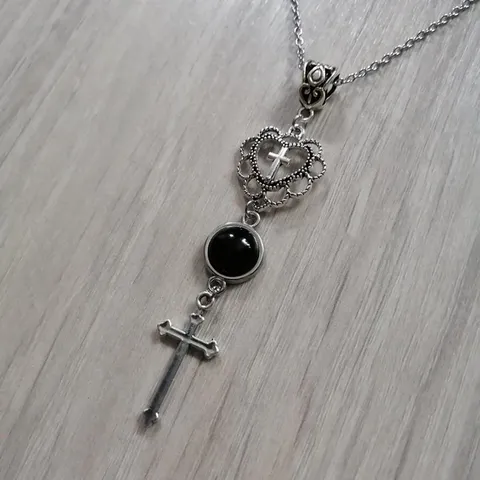 Retro Heart Cross Black Rhinestone Pendant Necklace Vintage Goth Alloy Sweater Chain For Women Men Punk Jewelry Gift