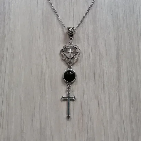 Retro Heart Cross Black Rhinestone Pendant Necklace Vintage Goth Alloy Sweater Chain For Women Men Punk Jewelry Gift