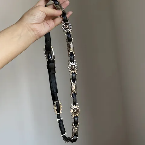 Cintura da Vita in Ecopelle Vintage Catena in Metallo Intagliato Cintura a Maglie da Vita Accessori per Jeans Punk Gotico Cintura con Fiocco a Stella per Donna