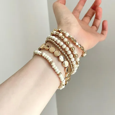 Bohemian Multilayer Beaded Bracelet Set For Women Retro Ethnic Style Imitation Stone Beads Gold Alloy Heart Charm Stacking Bracelet Jewelry