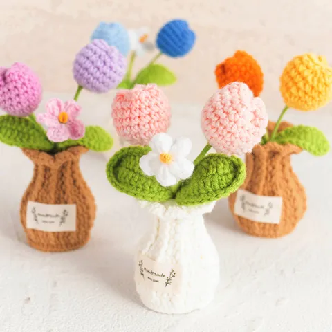Flores Artificiales en Maceta de Ganchillo Hecho a Mano Girasol Tulipán Rosa Margarita Decoración de Escritorio Regalo