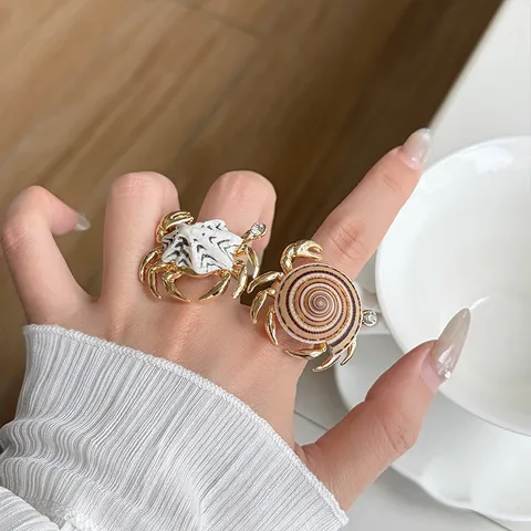 Ocean Style Crab Sea Snail Open Ring For Women Alloy Rhinestone Shell Adjustable Bohemian Jewelry Finger Ring Accessory
