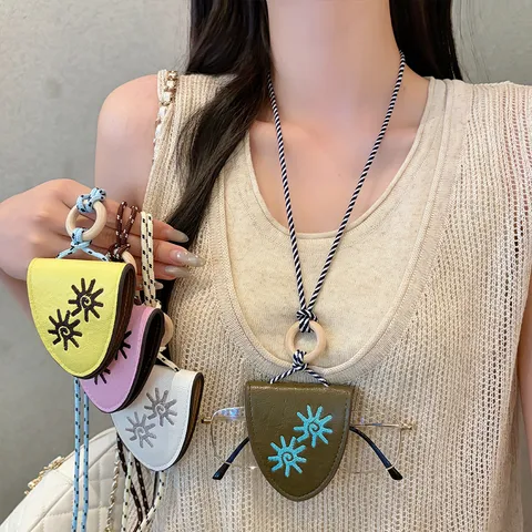 Embroidered Leather Sunflower Glasses Holder Necklace With Wooden Ring Woven Rope Sunglasses Lanyard For Women Vacation
