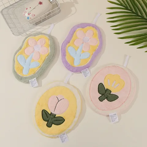 Cute Cartoon Coral Fleece Hanging Hand Towel Kitchen Absorbent Cleaning Cloth Thickened Dish Cloth With Lanyard Floral Design