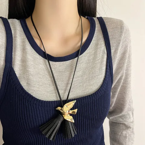 Damen Verstellbare Vogel Krawattenhalskette Schwarze Lederschnur Lange Pulloverkette Legierung Vogel Anhänger Mit Quaste Schmuck