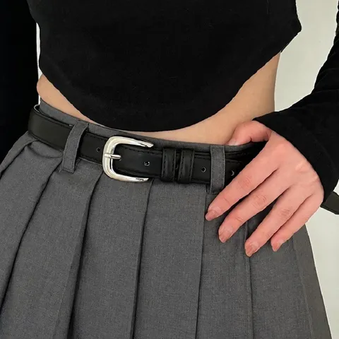 Ceinture en Cuir PU Décontractée pour Femme Ceinture Minimaliste à Boucle Ardillon Mode Chic Couleur Unie Ceinture de Robe Ajustable pour Dames