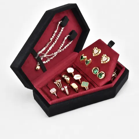 Gothic Black Velvet Coffin Jewelry Box Flip Cover Ring Storage Box Halloween Dark Style Jewelry Organizer Display Case