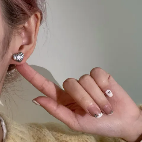 Vloeibaar Metaal Hart Kwastje Oorbellen Voor Vrouwen Unieke Zilveren Hart Hanger Oorbellen Twee-Manier Dragen Stijlvolle Sieraden