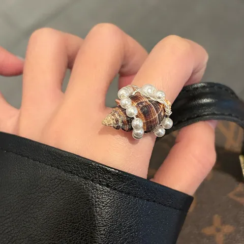 Schicker Legierung Meeresmuschel Schnecke Offener Ring Für Damen Handgefertigter Resort-Stil Künstliche Perle Fingerring Schmuck Geschenk