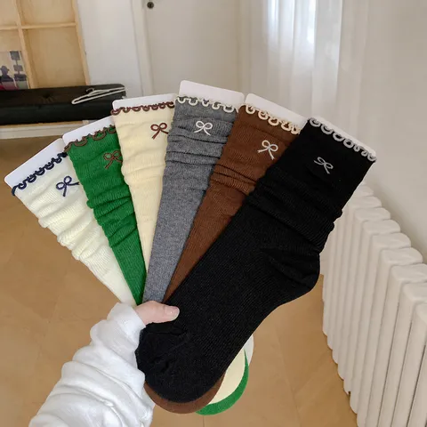 Women's Autumn Winter Lettuce Edge Bow Embroidered Mid Tube Pile Socks Cotton Blend Casual Fashion Hosiery