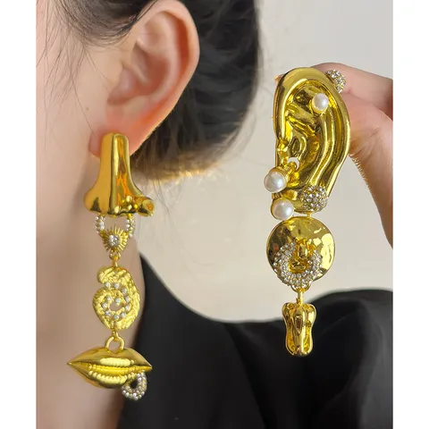 Boucles d'Oreilles Trompe-l'Oeil Asymétriques Style Vintage Français en Alliage Strass Perle Artificielle Bijoux de Fête pour Femmes