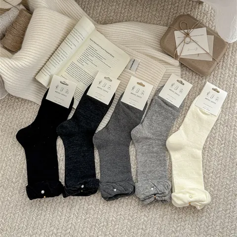 Calzini da donna in stile coreano in cotone con decorazione di perle artificiali traspiranti in tinta unita polsino a bolla calze casual