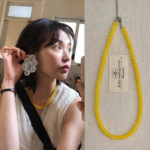 Minimalista Collana di Perline in Pietra Naturale Calcedonio Giallo Tessuto a Mano Catena della Clavicola Vintage Estate Donna Gioielli Regalo