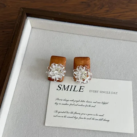Vintage Wood Square Stud Earrings For Women Retro Literary Crystal Flower Rhinestone Spliced Resin Tassel Earrings Personal Jewelry Gift