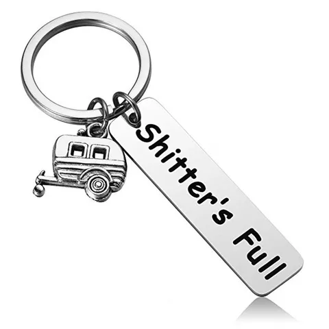 Camping Schlüsselanhänger Edelstahl Für Wohnmobil Liebhaber Geschenk Gravierte Bar Schlüsselring Mit Wohnwagen Und Straßenschild Anhänger Rucksack Deko Reise Souvenir