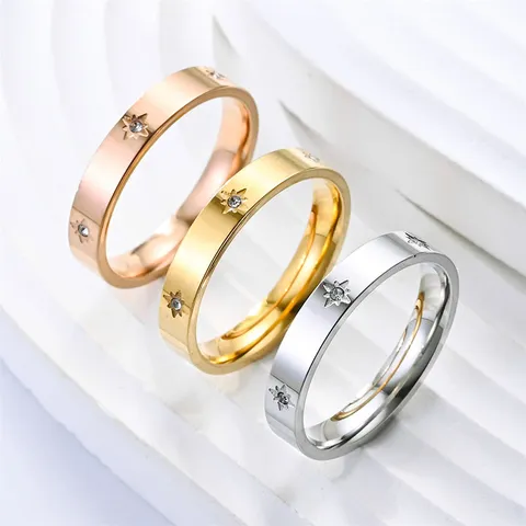 Minimalist Titanium Steel Eight Pointed Star Band Ring Luxury Rhinestone Inlaid Gold Silver Rose Gold Couple Finger Ring Unisex Jewelry