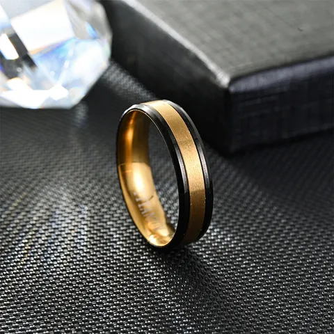 Minimalistischer Edelstahl Bandring Für Herren Damen Schwarz Gold Zweifarbig Gebürstet Matt Poliert Geometrischer Ring Einzigartiger Statement Partnerring Modischer Unisex Handschmuck Geschenk