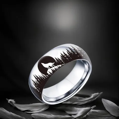 Bague Anneau en Acier Inoxydable Vintage Loup dans la Forêt Pour Hommes Femmes Gravure Silhouette Lune Punk Bijoux Cadeau