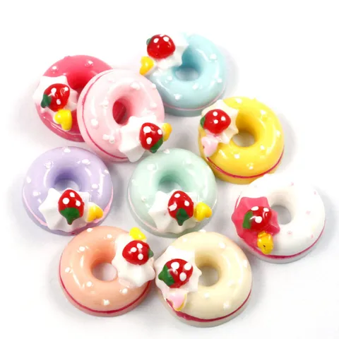 Simulasi Resin Fresa Donut Charms DIY Phone Case Craft Miniature Food Artificial Decoration Jewelry Accessories