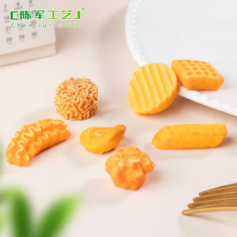 Miniature Résine Nourriture Jeu Simulation Snack Pommes de Terre Chips Ornements DIY Micro Paysage Artisanat Cartoon Décoration De Table Accessoires