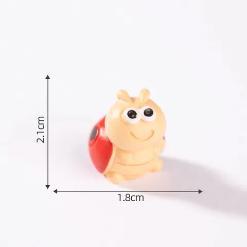 Miniature Resin Animal Figurine Cartoon Bee Snail Ladybug Garden Ornament Micro Landscape DIY Decorative Desk Accessorie