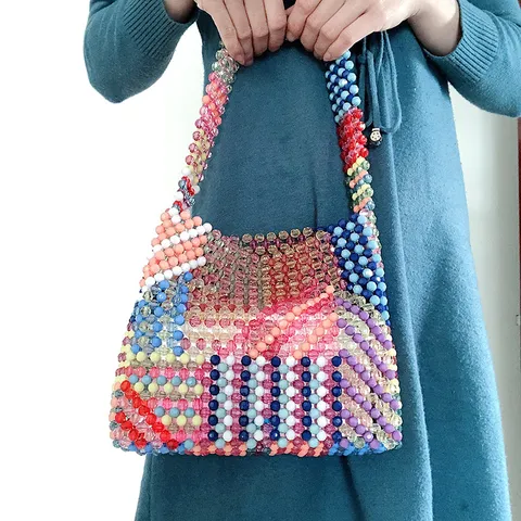 Sac à Main Perlé Multicolore Tissé à Main pour Femmes Sac Cabas Épaule Urbain Minimaliste Mode d'Été Pochette Perles