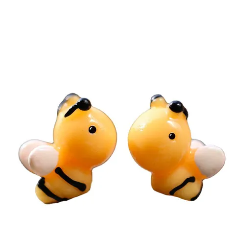 Cute Resin Bee Figurine Miniature Micro Landscape Ornament Cartoon Animal Craft For DIY Assembly Home Desk Decor