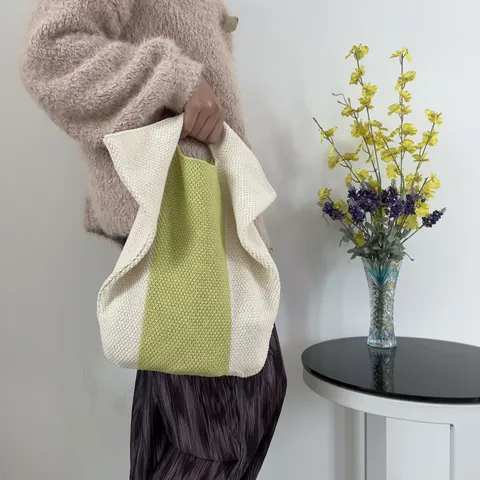 Minimalistische Gestrickte Colorblock Tote Bag Damen Retro Casual Häkelhandtasche Soft Kontrastfarbe Pendler Schultertasche