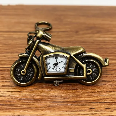 Orologio da Tasca per Veicoli Vintage Retro Portachiavi Orologio al Quarzo Regalo Pendente in Metallo Creativo