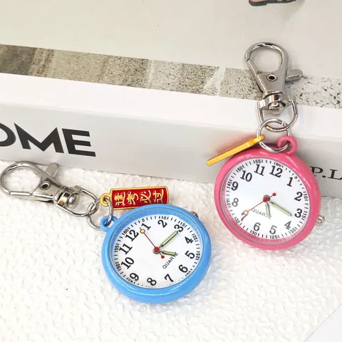 Orologio da Tasca al Quarzo Luminoso Minimalista Portachiavi Studente Esame Orologio Sospeso Lega di Zinco Piccolo Quadrante Orologio Moda Portatile
