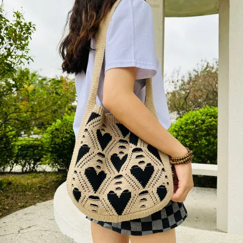 Women Knitted Heart Tote Bag Hollow Out Heart Shoulder Bag Casual Knit Crochet Handbag For Daily Shopping Valentine Gift