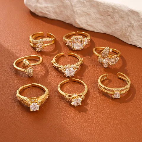 Anello Aperto a Farfalla in Rame Minimalista per Donna Strass Regolabile Moda di Fascia Alta Anello da Dito Gioielli Accessorio