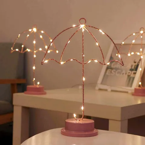 Lámpara de Escritorio Minimalista Moderna de Hierro LED en Forma de Paraguas Estilo Ins Retro Luz Nocturna Rosa Iluminación Decorativa para Decoración del Hogar Dormitorio