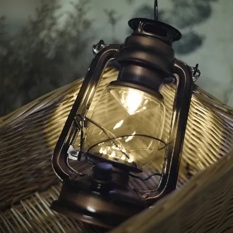 Retro Solar Camping Lantern LED Decorative Portable Iron Glass Outdoor Hanging Light For Garden Patio Camping Tent Decor