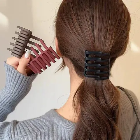 Minimalistische matte hars haarklem geometrische kruis haaraccessoires voor vrouwen dagelijkse haarstyling