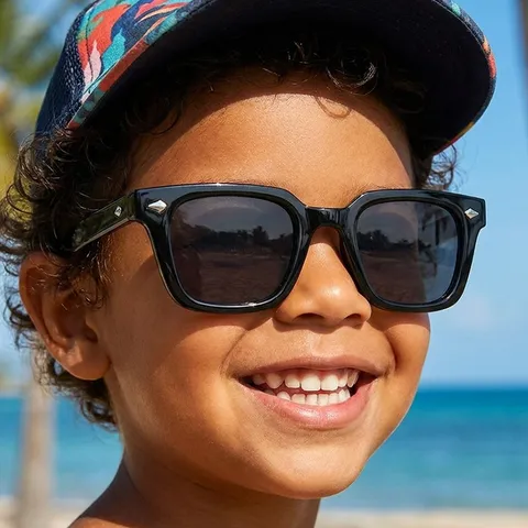 Occhiali da Sole Quadrati in Silicone per Bambini Occhiali da Sole alla Moda con Rivetti Protezione UV400 per Ragazzi Ragazze