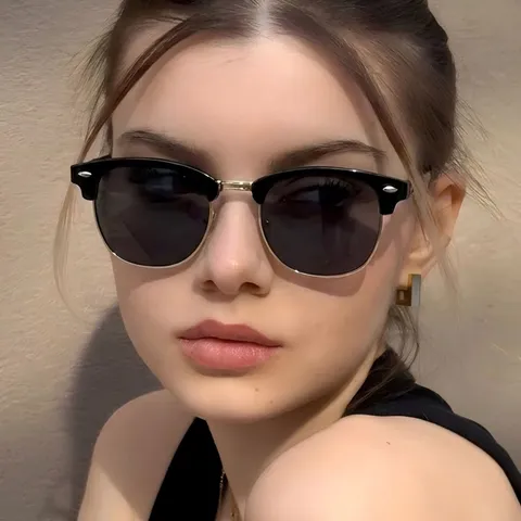 Vintage Eckige Halbrand Sonnenbrille Für Damen Herren Mode Metallnieten PC Kunststoff Rahmen Outdoor UV Schutz Brille