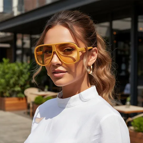 Retro Oversized Square Sunglasses For Women Men Polycarbonate Frame Acrylic Lens UV400 Protection Fashion Street Style Sun Glasses For Outdoor Travel Holiday
